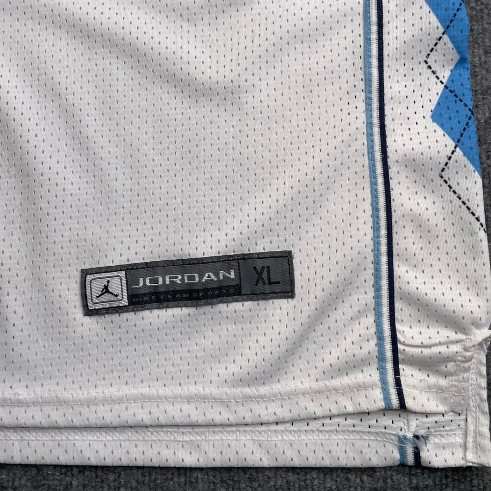 Jordan Basketball Jersey Mens XL White North Carolina 23 Michael Jordan Argyle
